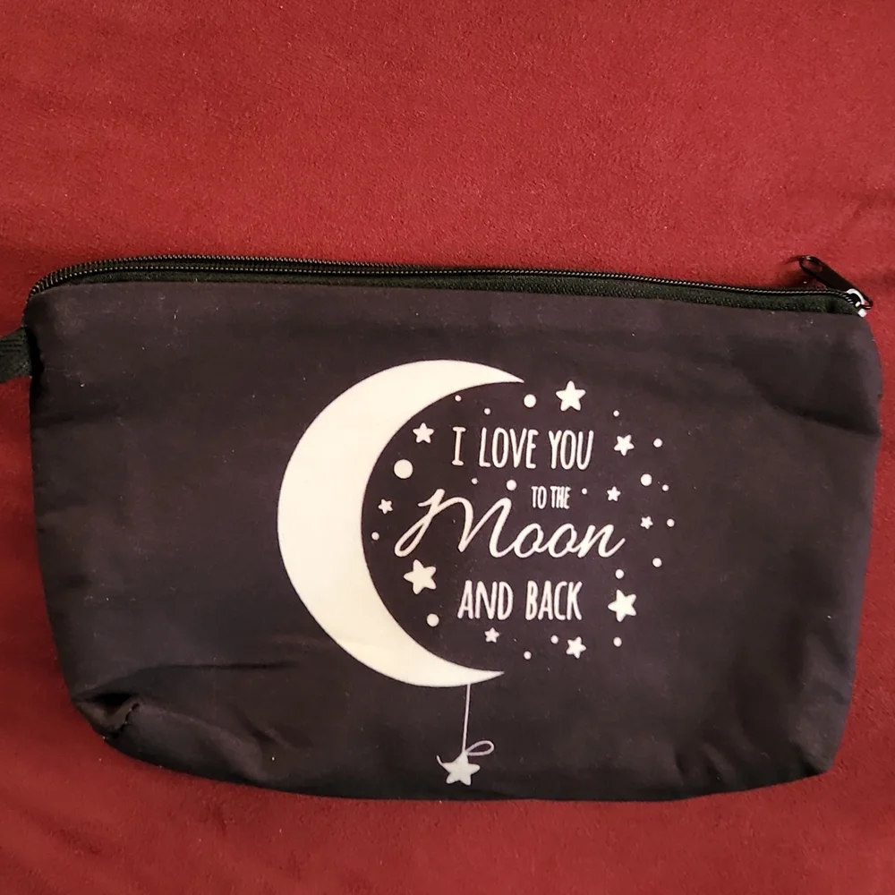 NEW- Cosmetic bag- 